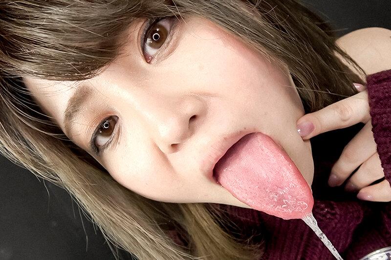 淫乱痴女のベロ唾液手コキ サンプル画像 10
