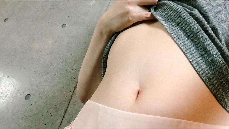 美女のおへそ サンプル画像 13
