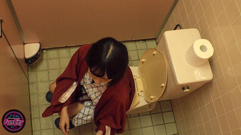 筆おろし温泉ソープ 親父が再婚して― Hカップ巨乳の義母さんができた。家族旅行で僕が童貞だとわかると淫乱な義母さんに狙われて…逢見リカ サンプル画像 6
