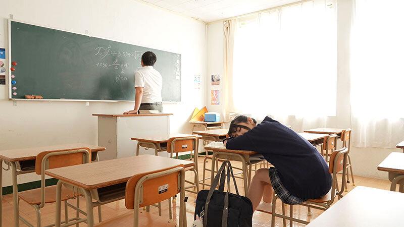 ねっとりベロチューと乳首舐めで誘惑 涎だらだら淫舌フェラで教師を沼らせる痴女J系 倉木しおり サンプル画像 2