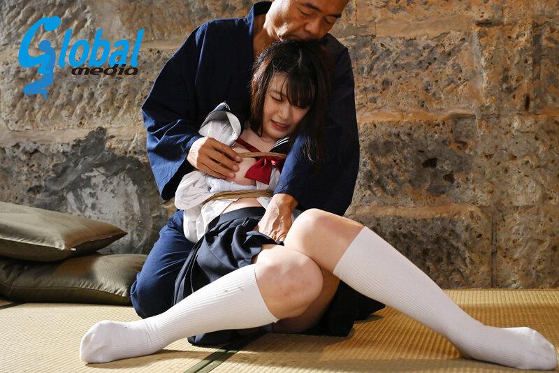 蔵の中で緊縛調教される女子校生 母を亡くして変貌した義父に縄調教される日々。痛みと苦しみに快楽を感じ始めた無垢な身体 菜月ひかる サンプル画像 3