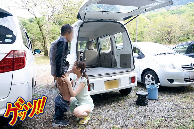 これは無自覚！？それともワザと！！？隣人のタイトワンピからまさかの透けパン丸見え！！ちょ～ガン見しているのがバレてしまったボクは、性欲剥き出しの美尻奥さんに… サンプル画像 6