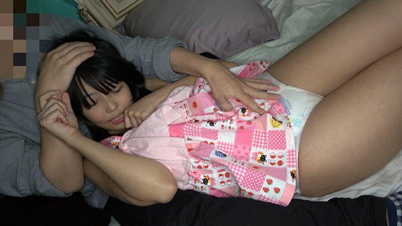 ちっちゃすぎる女の子にオムツを当てて弄りたい 145cmの比奈ひまりちゃんをお届け～あなたの願望叶えます サンプル画像 16