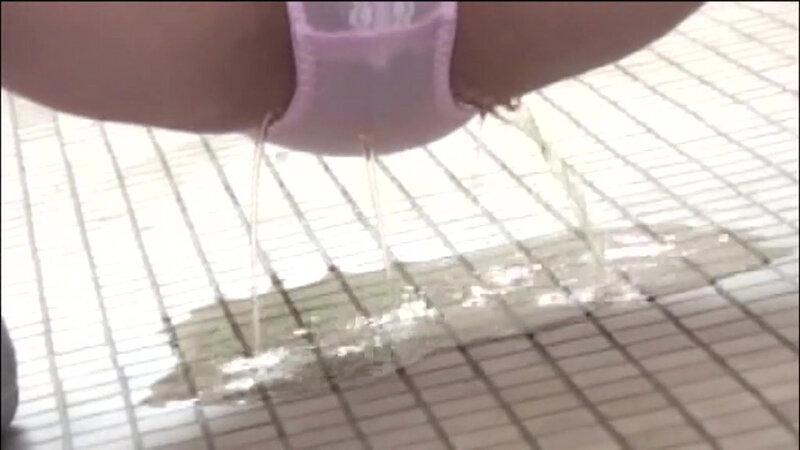 超至近距離おしっこする瞬間大量放出スペシャル サンプル画像 10