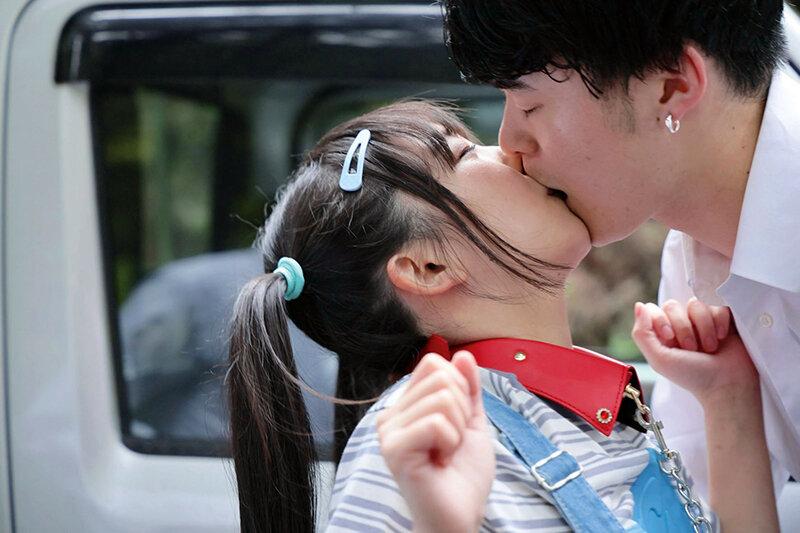 ビックンガチイキ痙攣 手なずけワイセツペット 羞恥調教露出肉便器姫 力ずくで支配出来そうなくらい細くて可愛いぺちゃつるチビータ 泉りおん サンプル画像 1