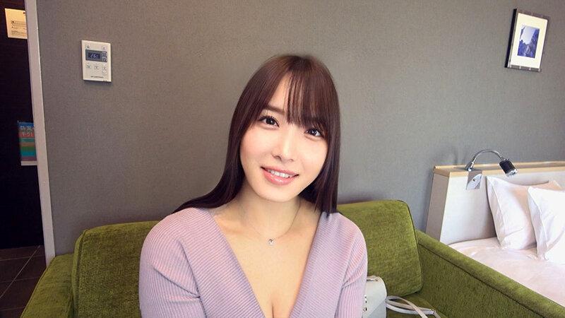 豊満Gカップ美人妻のイチャラブ不倫 敏感巨乳を弄び子宮直中出し！エロコスで自ら腰振り騎乗位で精子懇願2SEX 美波汐里 サンプル画像 1