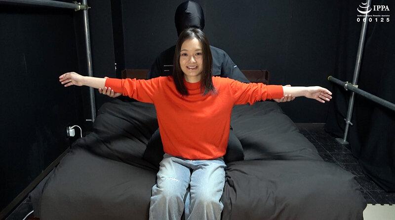 「くすぐり方にコツのいる笑顔が素敵な真冬ちゃんを私服くすぐりチェック！」わかしラボ WAKA-068 雪奈真冬 1 サンプル画像 3