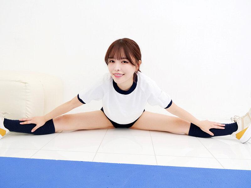 ムレムレブルマで顔面騎乗 ブルマ女子に汗をかくまで運動させた後、火照ったブルマを執拗に嗅がれながらピストンSEX サンプル画像 3