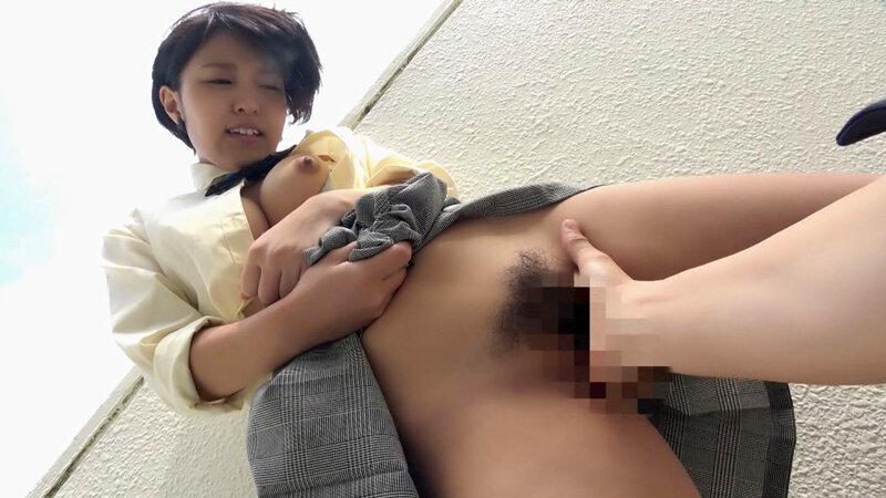 ショートカット3人厳選！純粋 無垢 素直なマ●コ奇跡のエロ可愛さ！1番売れた素人女子校生を知っているか？ サンプル画像 3