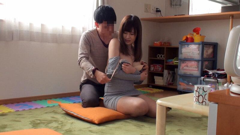 「子供が帰ってくる前にシちゃいましょ」バツイチ男にセックスを許すママ友さん サンプル画像 3