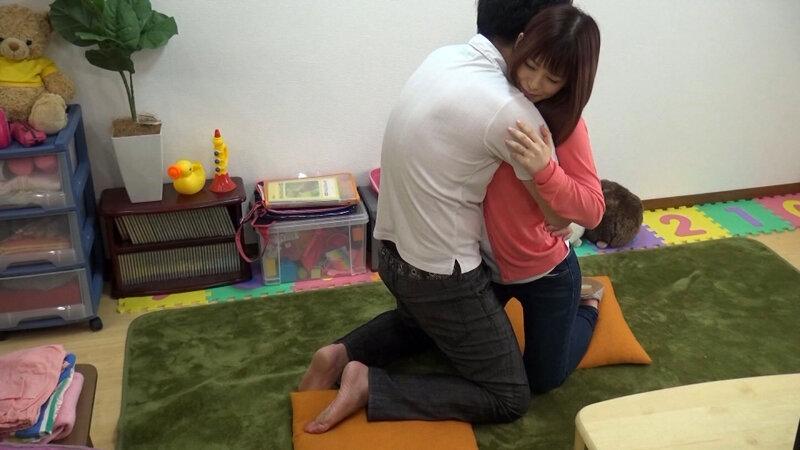 「期待してたなんて…ウソ…でも濡れてたのはホント…」バツイチ男にセックスを許すママ友さん サンプル画像 7