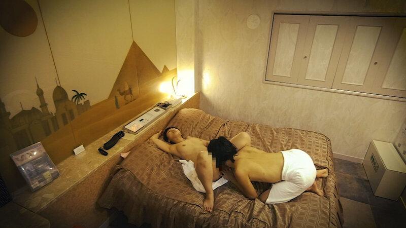 浮気返しの不倫妻 旦那に浮気されたので徹底抗戦！ サンプル画像 2