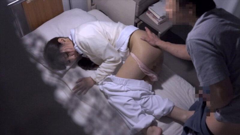 すいません、股間が硬くなって痛いんです。 それ病気じゃないですから… サンプル画像 11