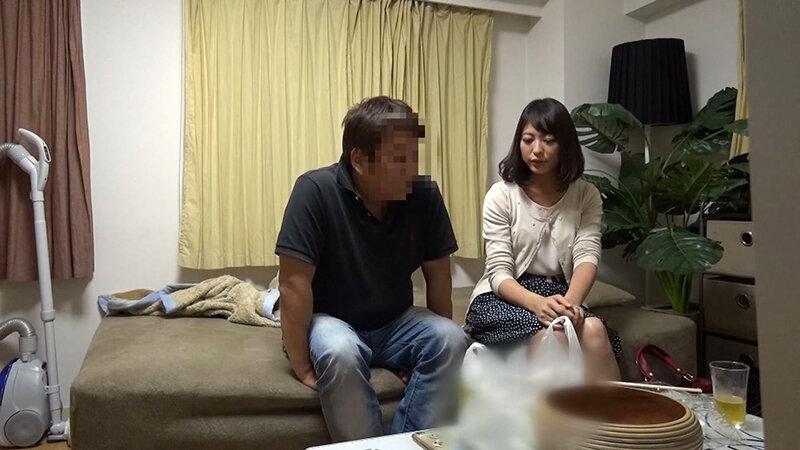 羞恥心にマ○コを濡らす！長身美脚の奥さんはドMでした～ サンプル画像 2