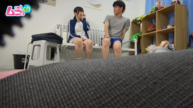 ●校生REC 真っすぐな童貞男子に頼まれたら断れない！盛りのついた男子部員に押しに弱すぎる爆乳マネージャーがエッチな特別練習で秘密の筆おろし サンプル画像 4