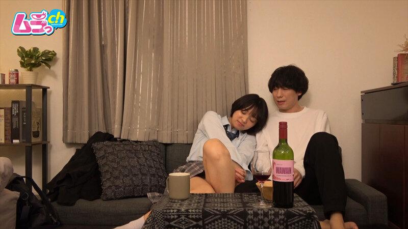ニンゲン観察 憧れのバイト先の店長を頼って家出したJ系、規格外の超巨根で処女喪失し未来のデカチン狂いが確定する。 サンプル画像 5