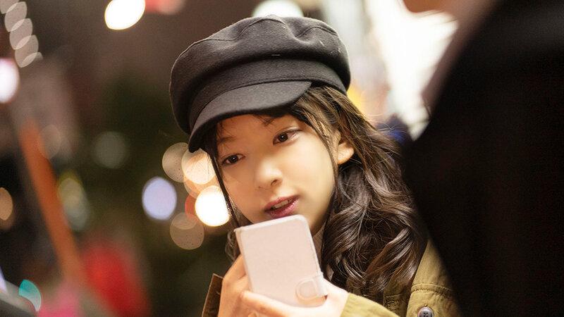 ≪ナンパ企画≫ 街中で出会い系「すれ違い」機能を使ってスマホナンパしてみたらホイホイと清楚な美女が釣れて最後まで激しい中出しセックスができましたwww サンプル画像 2