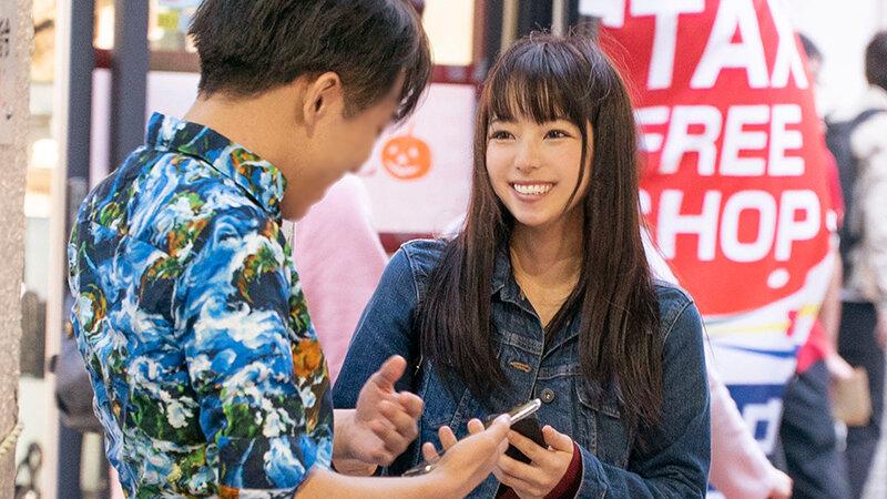 ≪ナンパ企画≫ 街中で出会い系「すれ違い」機能を使ってスマホナンパしてみたらホイホイと清楚な美女が釣れて最後まで激しい中出しセックスができましたwww サンプル画像 7