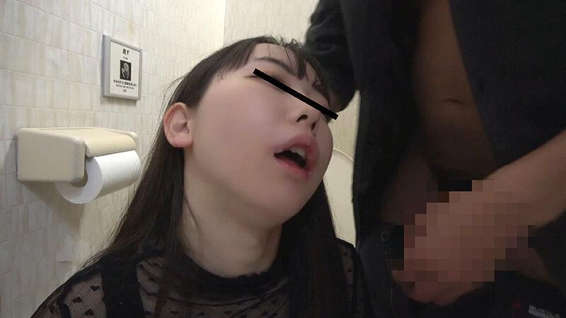 デパートトイレで意識●濁させ個室に押し込み即席肉便器 5名 ＃03 サンプル画像 10