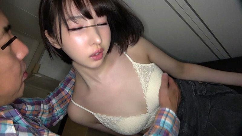 【つきまとい変質者による飼育記録】＃色白ショート受付嬢 ＃超乳OL ＃生意気新卒OL ＃感度抜群OL ＃デカ乳輪地味OL サンプル画像 2