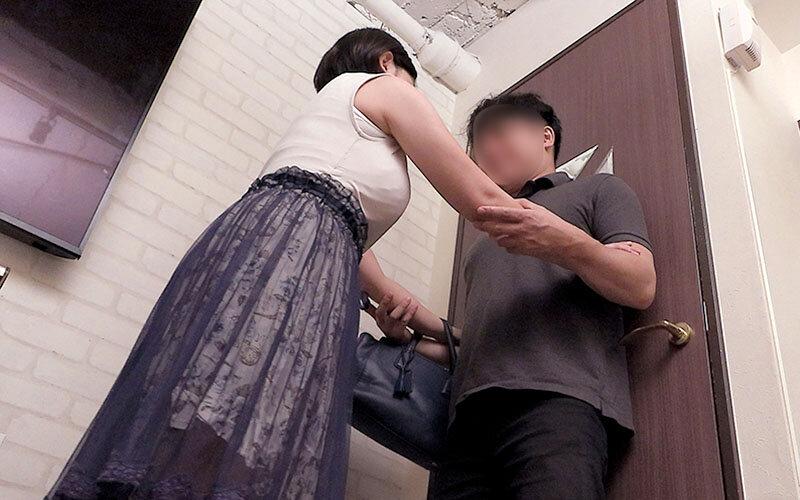 不倫、言いなり、ヤル為にくる奥さん 果織（41歳） 稲葉果織 サンプル画像 2