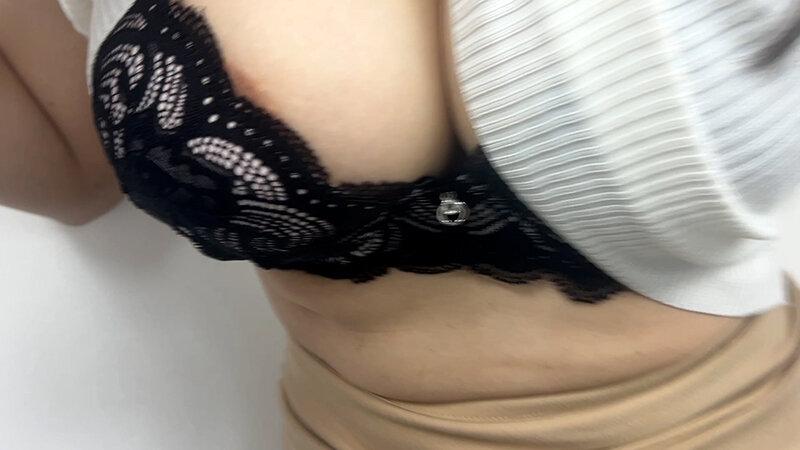 街角で声をかけてくすぐりさせてもらう エッチで金欠な女の子 ゆりなちゃん サンプル画像 7