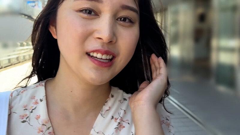 街角で声をかけてくすぐりさせてもらう ファミレスウェイター ありすちゃん サンプル画像 2