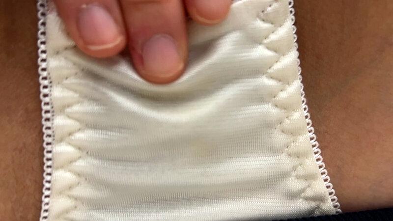街角で声をかけてパンツの染みを見せてもらう 塾のバイト講師 こころちゃん サンプル画像 12