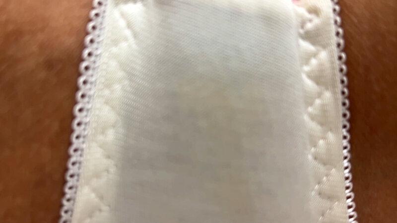 街角で声をかけてパンツの染みを見せてもらう 塾のバイト講師 こころちゃん サンプル画像 9