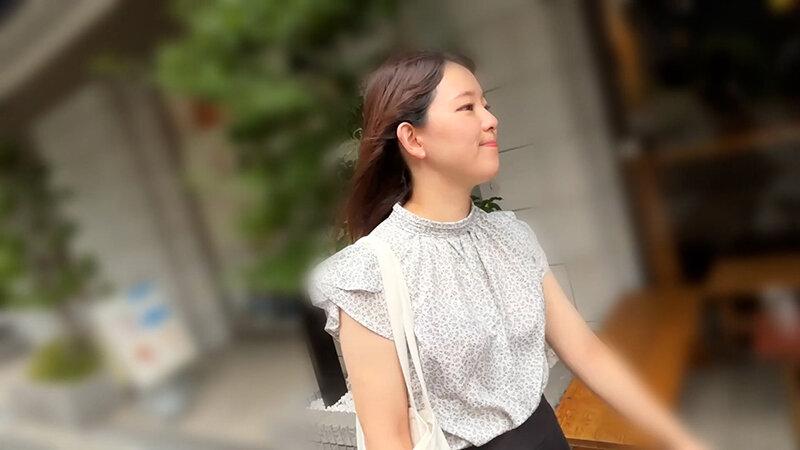 街角で声をかけてパンツの染みを見せてもらう ドラッグストア店員 あいるちゃん サンプル画像 3
