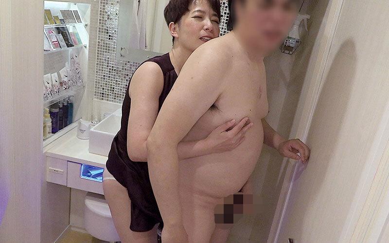 スナックママの美の秘訣 六十路の精子ハンター 川原みづほ サンプル画像 14