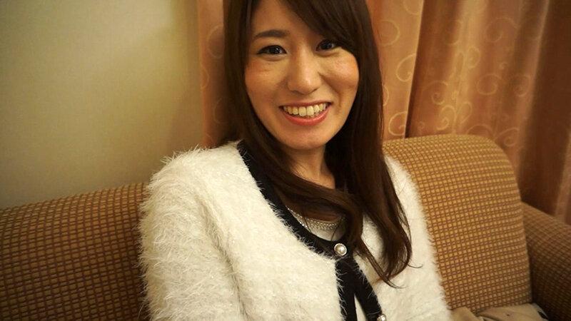 下ネタを心底嬉しそうに答えてくれる都合のイイッ、想像以上のセレブヤリマン奥様。職場がエステでオンナだらけで出会いも無い。パコパコシタイ度数は120％ サンプル画像 1