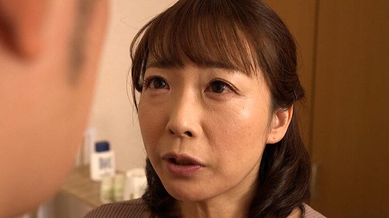 夫婦生活を目撃して暴走する若い肉棒の激しさで禁断の快感に堕ちる熟女！ サンプル画像 6