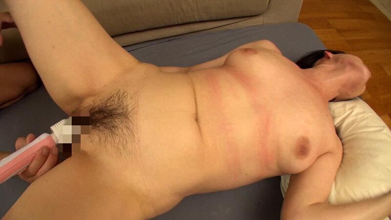 どこにでもいる地味なおばさんもホントはエッチ好き！？羞恥心と快楽に狂わんばかりのイキっぷりの濃密SEX！ サンプル画像 9