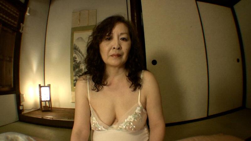 高齢熟女に遠慮なしのガン突きSEXにはしたなく痴態を晒しリアルにイキまくる高齢性交！ サンプル画像 2