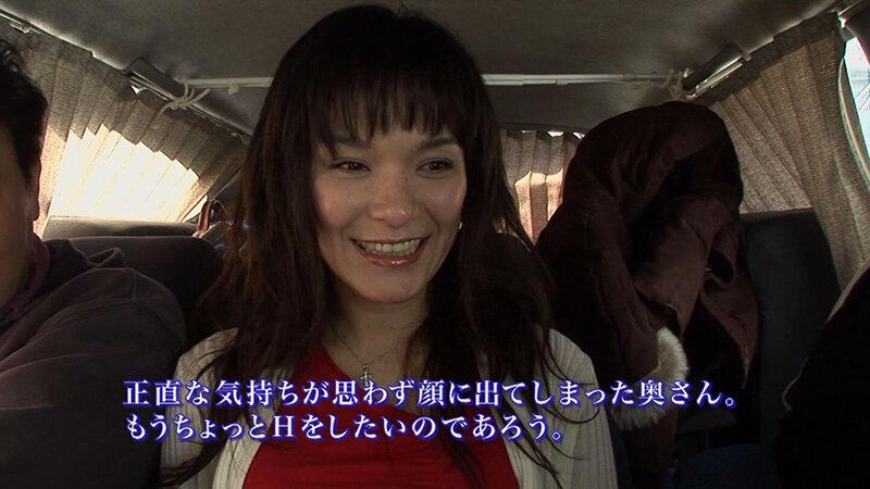 結婚3年目のおしゃれな装いのハーフ系奥様！ガードが緩いかと思いきや意外や意外、下のお口はNGに！？かと思ったら上のお口はOKだったので思い切りしゃぶってもらい口内射精！ サンプル画像 5
