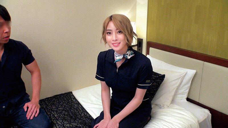 美人エステティシャン限定！欲求不満男子の睾丸マッサージしてみませんか？キ●タマ触れるだけで怒髪天勃起！丁寧にもみほぐすとカウパー汁の大洪水！壮絶な股間から目が離せない美女にそのまま爆勃ちペニスを生挿入！みりあさんさくらさん サンプル画像 9