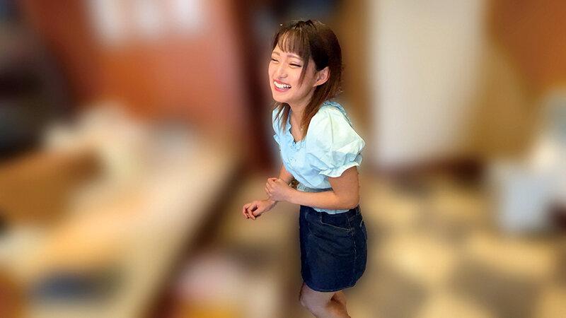 素人美少女とリモコンバイブお散歩「もう我慢できません…//」人混みの中ビクビク震えてイキまくってしまう女子たち！人生初の羞恥プレイでまさかのエロスイッチオン！みつきさんゆらさん サンプル画像 5
