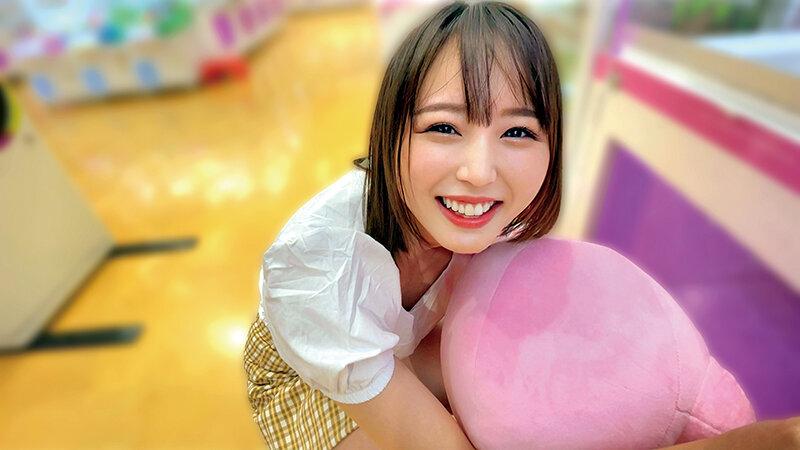 素人美少女とリモコンバイブお散歩「もう我慢できません…//」人混みの中ビクビク震えてイキまくってしまう女子たち！人生初の羞恥プレイでまさかのエロスイッチオン！みつきさんゆらさん サンプル画像 10