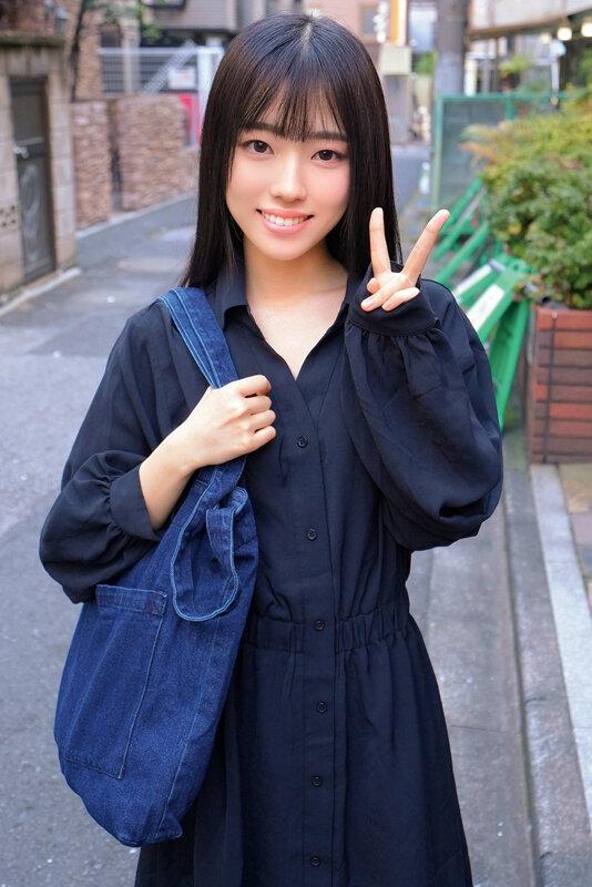 彼氏を喜ばせたい素人女子大生がメンズエステ密着マッサージ講習体験！？超照れながらオイルヌルヌル施術中…密着しすぎて勃起チ○ポがアソコを布越し2cm挿入！？そのまま彼に内緒で生ハメ中出し裏オプションみのりさんつばめさん サンプル画像 2