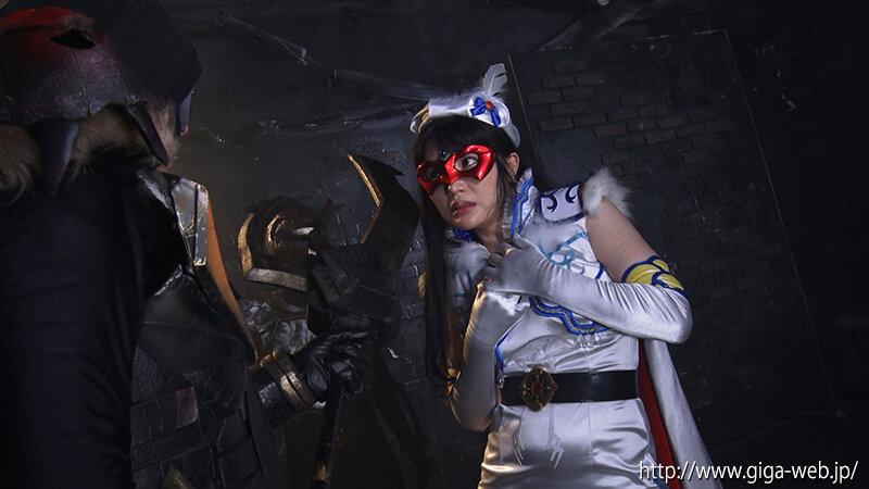 高飛車ヒロイン命乞い ～無様戦闘員堕ち～ 美魔女仮面フォンテーヌ 最上一花 サンプル画像 8