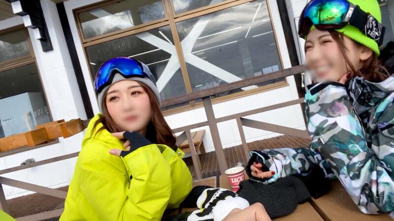 銀座クラブ嬢・美巨乳キャバ嬢・爆乳ギャル大生が雪山で快楽暴走！潮吹き、顔射、撮られまくりのゲレンデナンパ3本立て！ サンプル画像 1