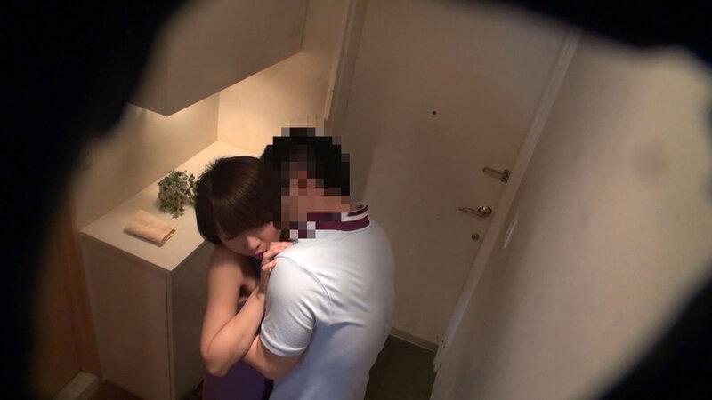 不倫検証 自分の妻が浮気をしない人間なのか検証の依頼が届きました。【あゆみ】 サンプル画像 2