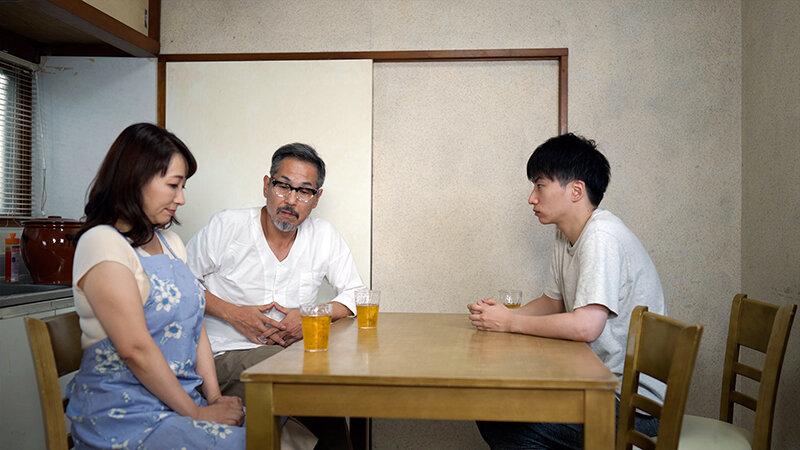 飢えた未亡人義理母の恨み晴らしセックス よしい美希 サンプル画像 10