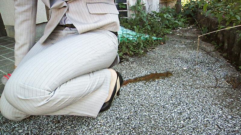 お蔵入り放送事故流出！お漏らし地方女子リポーター サンプル画像 9