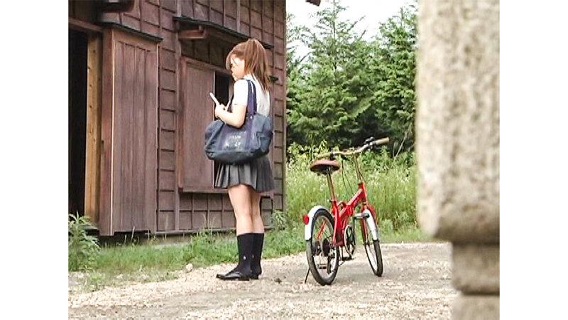 尾行盗撮！隣りの制服女子がオナニー中毒な件 サンプル画像 13