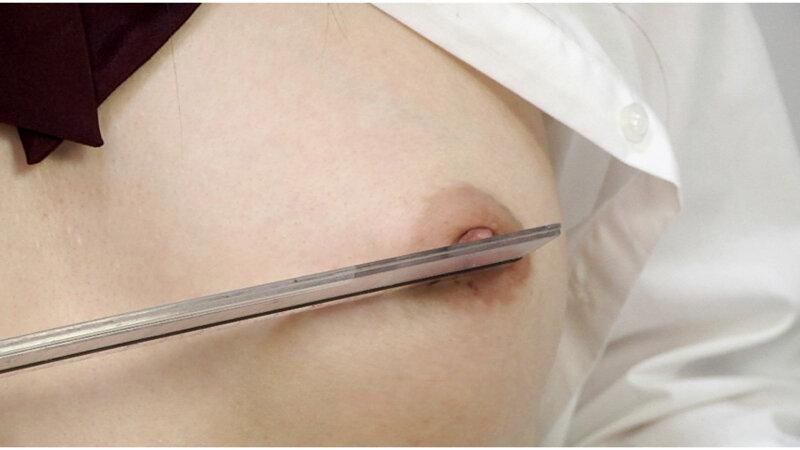 乳首触るクセが止められないのが悩み！私の乳首オナニーの思い出。 サンプル画像 7