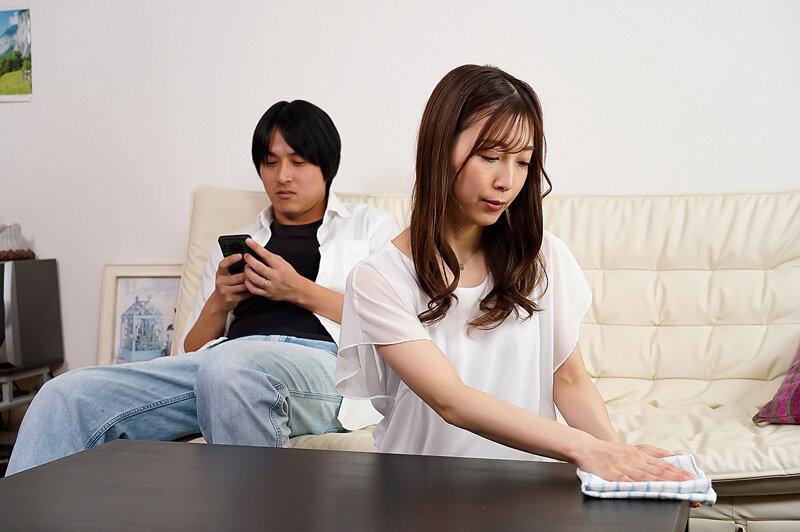 義父との同居で終わりを告げた、私の幸せな結婚生活 今井栞菜 サンプル画像 2