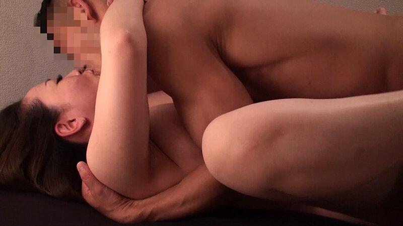 マル秘隠し撮り映像流出！！ 中年おやじが隠し撮りしたねっとり絡み合う中高年の濃密交尾 4 サンプル画像 3