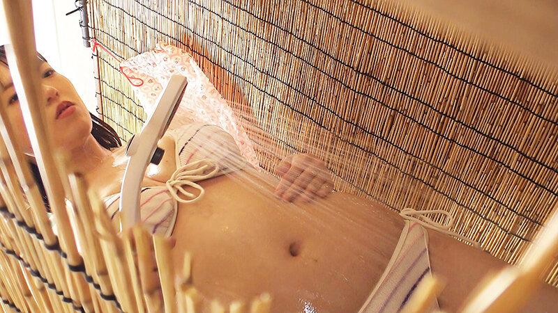 海の家覗き撮り 無防備オナニー ＃1 サンプル画像 2